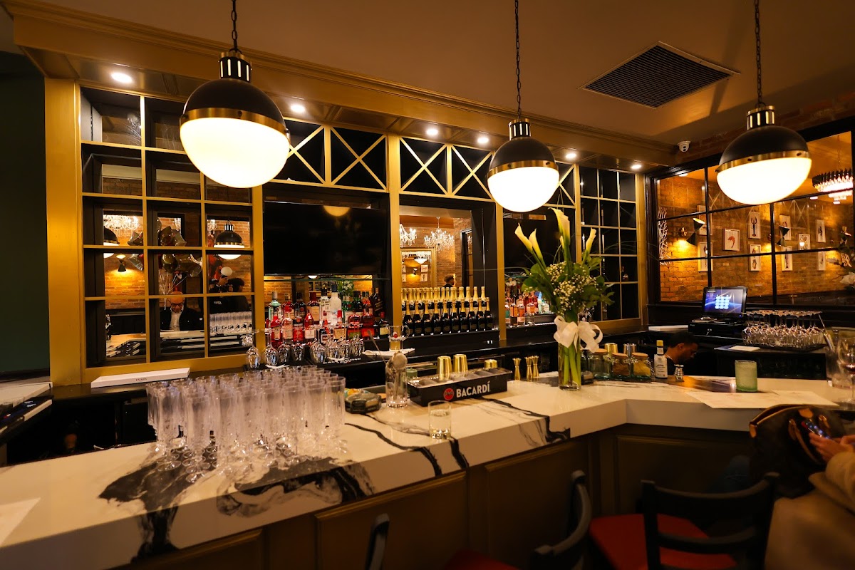 Arnaud Steak & Seafood